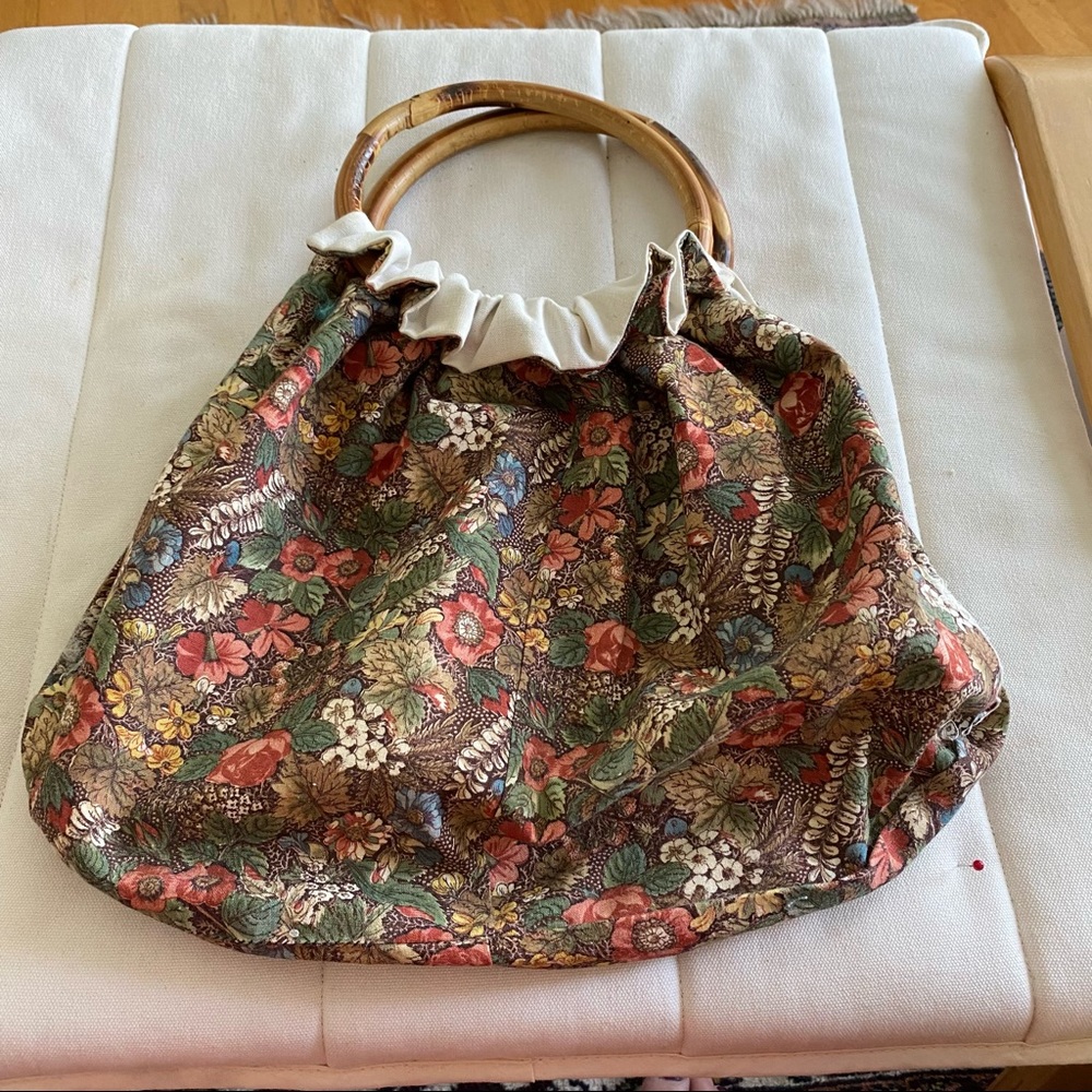 Handmade embroidered double sided bag - Picture 3 of 7